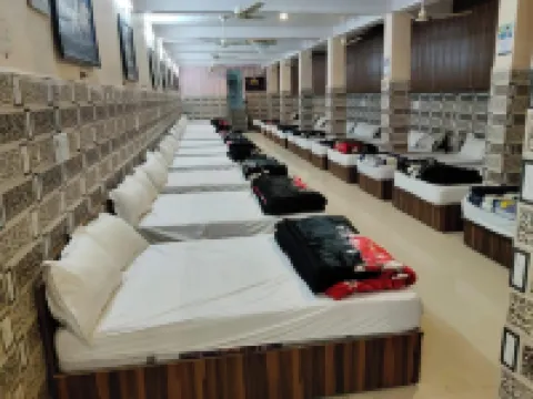 Tirupati Balaji Inn Bageshwar Dham Hotels in Chhatarpur