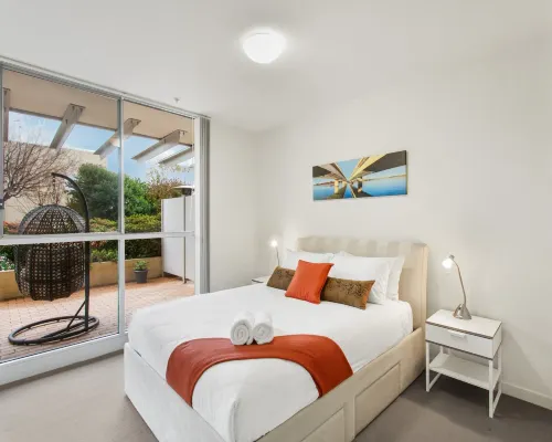 MadeComfy Spacious Canberra Living with Courtyard Hotels in Phillip