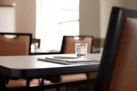 Hyatt House Portland Airport - breakfast