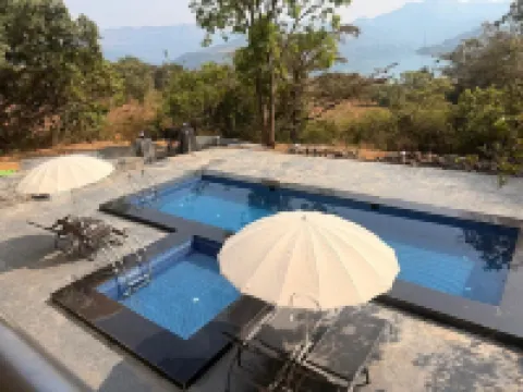 CosmicStays Afita Mohari-Solar Powered Lakehouse
