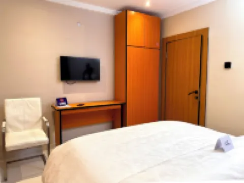 The colony residences hotel and suites 貝寧城酒店