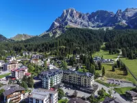 G. Hotel des Alpes (Classic since 1912)