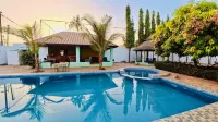 Welcome Lodge - piscina