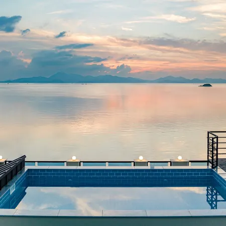 Yeosu Noeul Pension Отели рядом с достопримечательностью «Поле для гольфа The Ocean»