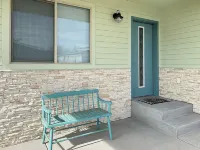 Bark And Bike Abode 3 Bedroom Home Hotels in Fruita