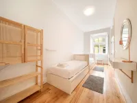 GuestReady - Chic apt near Lisbon Cathedral โรงแรมใกล้ถนนอากุสตา