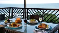 Anew Hotel Ocean Reef Zinkwazi - breakfast