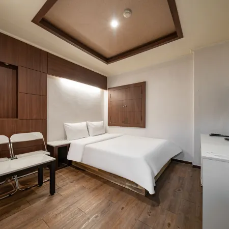 Yanggu Hyundai Motel