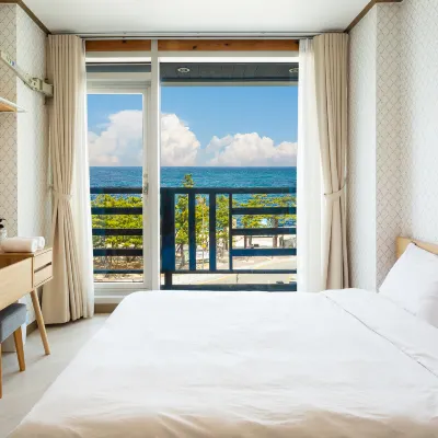 Gangneung Big Island Pension โรงแรมใกล้หาดอันมก