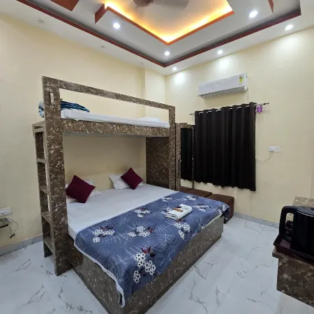 Kashi Vandanam Homestay