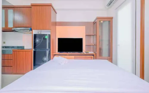 Fancy and Nice Studio at Transpark Cibubur Apartment by Travelio - Bãi đậu xe