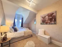 6 Bedroom Victorian Townhouse in Central Harrogate - 3-Star