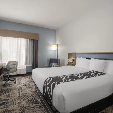 La Quinta Inn & Suites by Wyndham Savannah Airport - Pooler