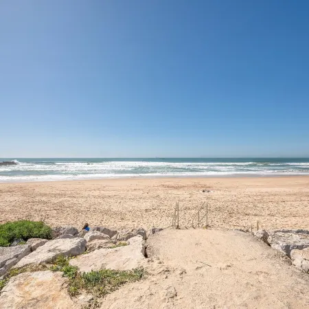 GuestReady - Sunshine at Costa da Caparica