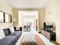 GuestReady -  Spacious 4Bed with Backyard Hotels in Greenford