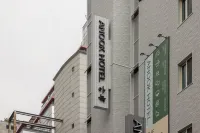 The Nox Hotel