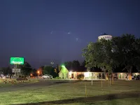 Hillcrest Motel - 2 estrellas