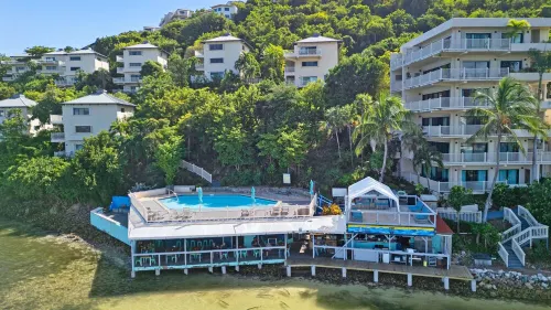 Tradewinds Villa - 1Br/1BA in East End St. Thomas with Backup Power