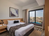 Creek Hotel and Residences El Gouna Hotels near Seven Fortunes