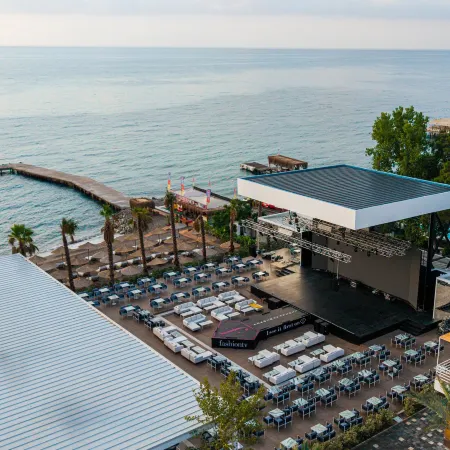 Fashiontv Luxe Resort