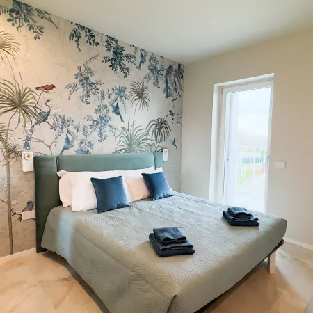 Fairmont Seafront Acquamarine Suite by Ca-Sa Check