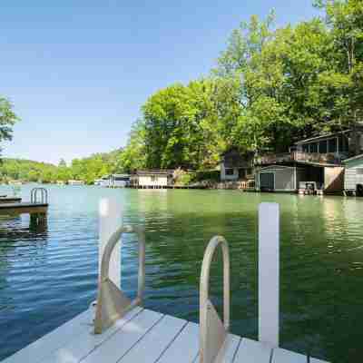 Lakefront Tiny House w Free Tix Dock Dogs OK Fitness & Recreational Facilities