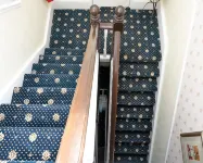 Crescent Lodge Guest House - Bed and Breakfasts