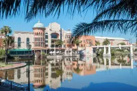 Island Club Hotel & Apartments - Condos