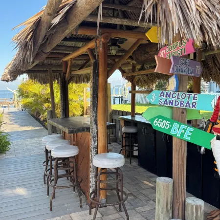 PIRATES PARADISE---Quiet Gulf Front  Property near Clearwater/Tarpon Springs!!