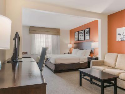 Sleep Inn & Suites