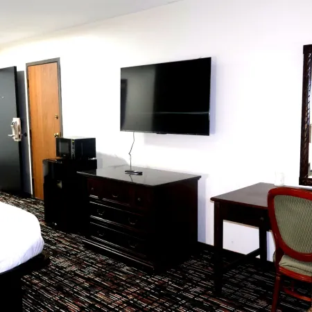 Avalon Hotel & Conference Center