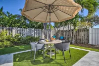 1 Mi to Deerfield Beach: Stylish Studio w/ Pool! - 3-Star