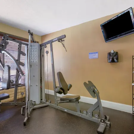 Royal Sun Inn & Suites