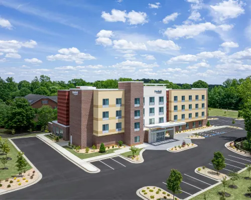 Fairfield by Marriott Inn & Suites Madison Hotels in Madison