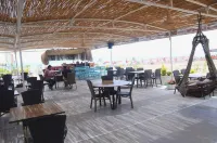 The Sansa Hotel & Spa - sarapan