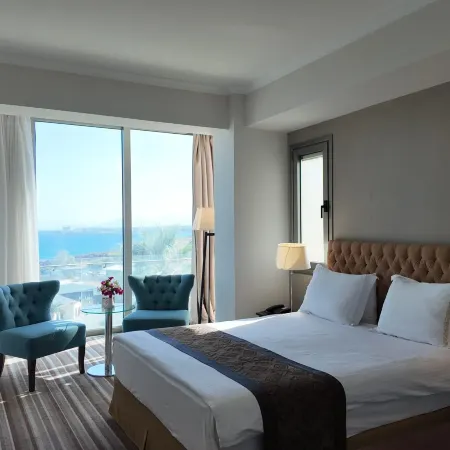 Denizkizi Hotel
