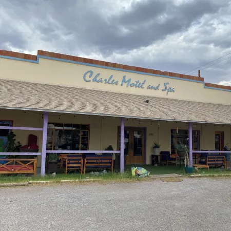 Charles Hotsprings