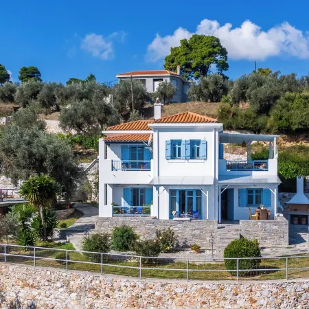 Villa Avaton with Magnificent Sea View and Skopelos Town