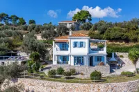 Villa Avaton με απίθανη θέα στη θάλασσα και στη χώρα της Σκοπέλου - 2-Star