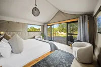 Little Africa Safari Lodge - Pysäköinti
