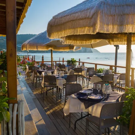 Melograno Holiday Home with Swimming Pool and Private Beach