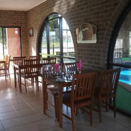 Idlewilde Town & Country Motor Inn