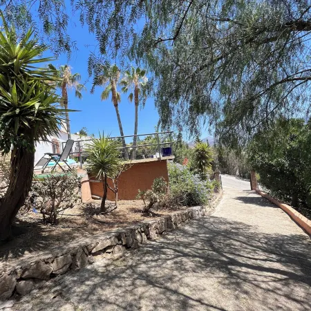 CD-1383 Three Bedroom Villa with Pool