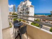 Gardens Coastal Apartment - 4 Yıldız