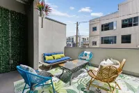 Bohemian Hideaway | RiNo Art Lofts - Homestays