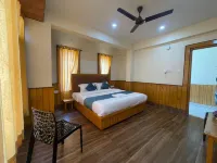 Hotel Diwan Sachpass Himalayan Brothers - balcony