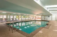 Meadowmere Resort - Beach