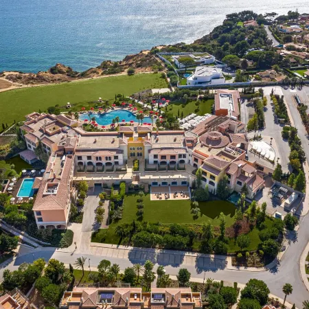 Cascade Wellness Resort
