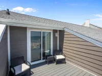 Crystal Coast Paradise: Oceanfront Home with Stunning Views, West, Emerald Isle! - 4-Star