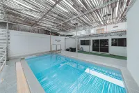 Gao Phala Beachfront Hostel - Pools